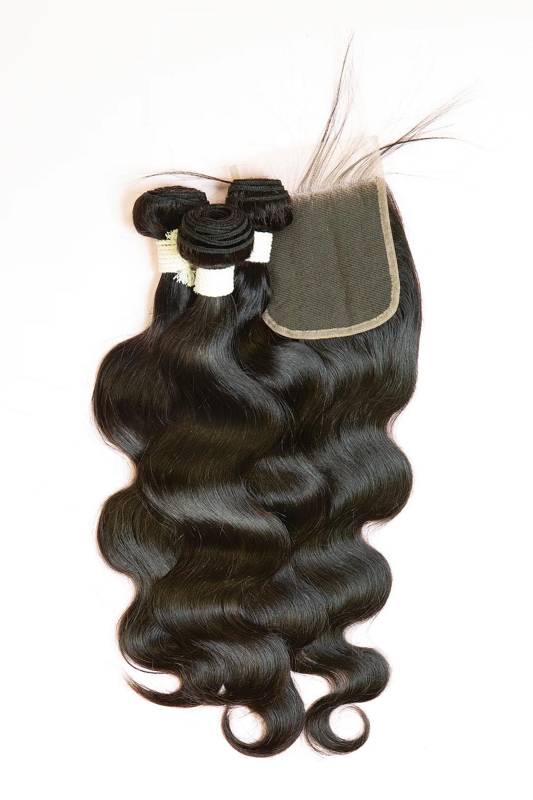 3 Bundles With Clousure